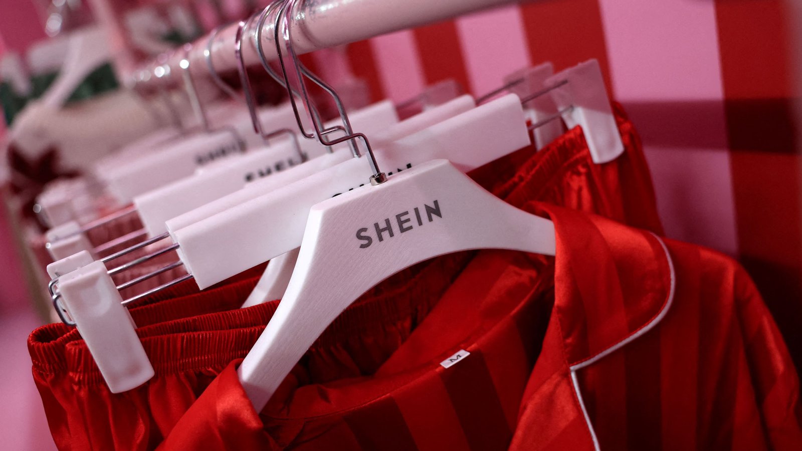 120 Million Unused Items: France’s Wardrobe Crisis