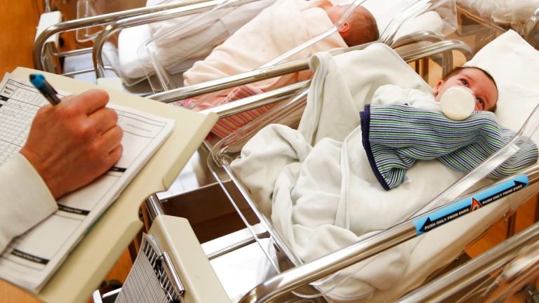 UN Agency Sounds Alarm on Global Fertility Collapse