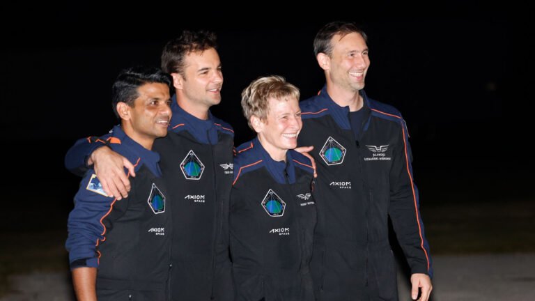 US-Led Space Mission Brings 4 Nations Back to Orbit
