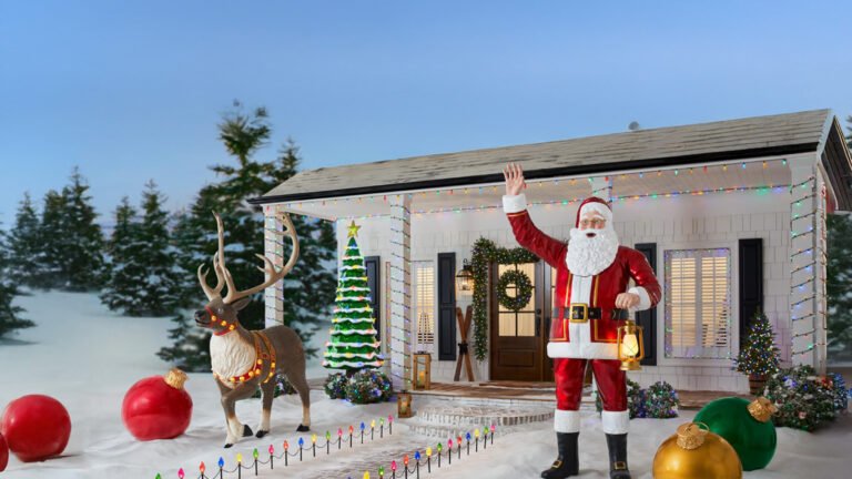 A Surprise Holiday Shortage: Giant Santas and Reindeer Missing from Stores