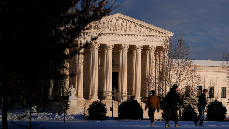 Congress Faces Deadline to Fund Homeland Security Amid Immigration Dispute