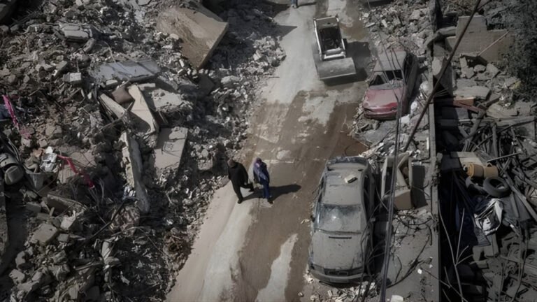 Israel Expands Strikes as Lebanon Crisis Deepens