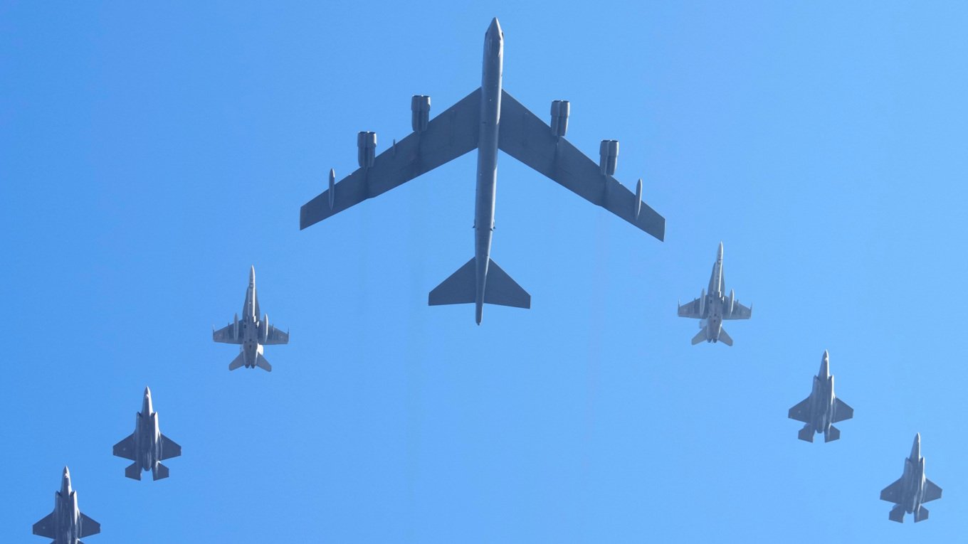 Cold War B-52 Bombers Join U.S. Strikes on Iran